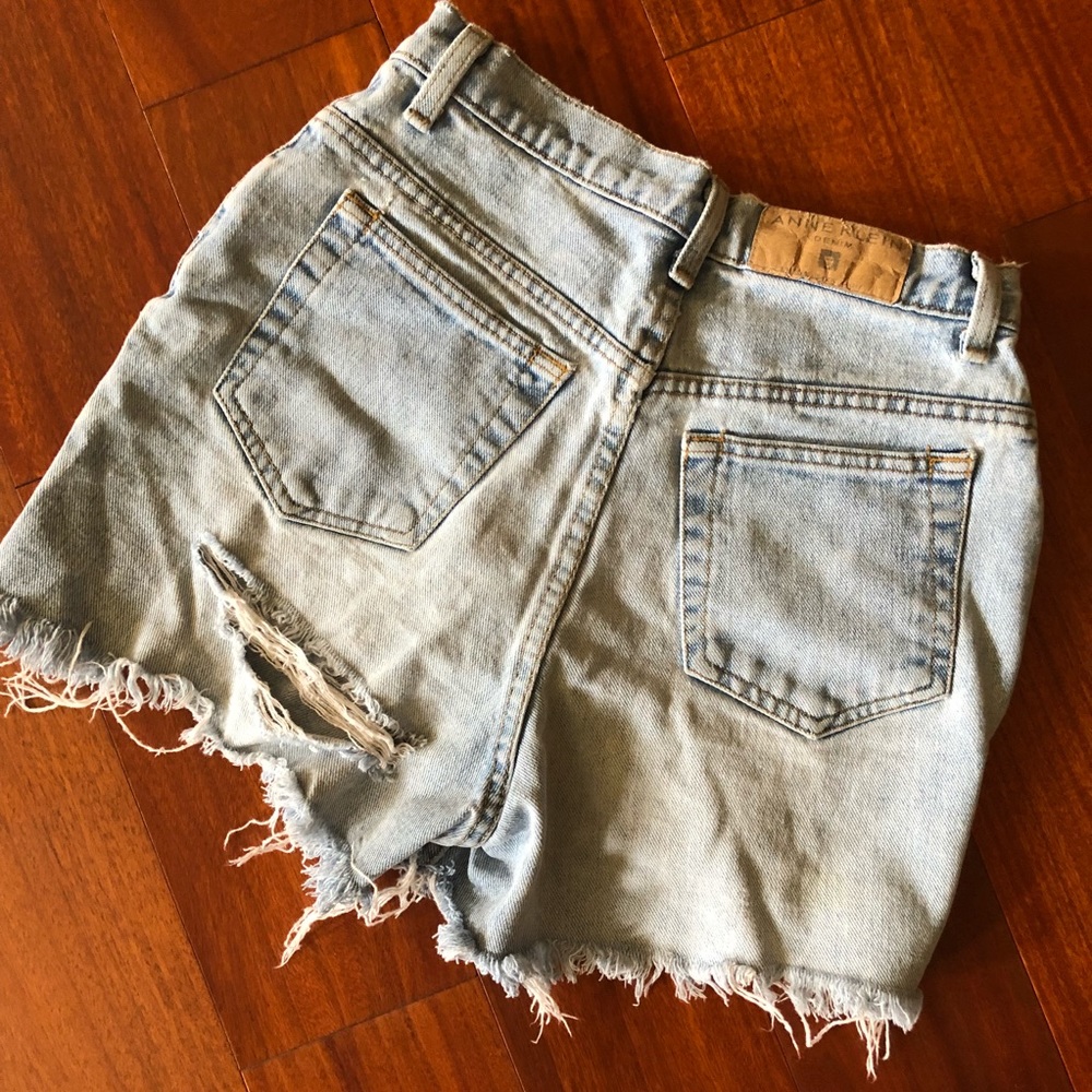 ANNE KLEIN High waisted jean shorts